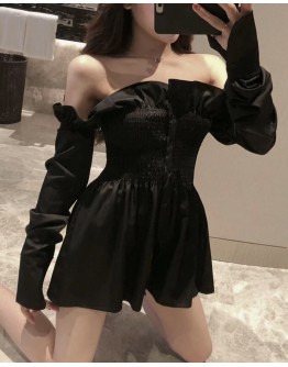    【READY STOCK】Free Shipping Off-The-Shoulder Black Tops