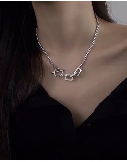         【READY STOCK】Unisex Titanium Square Chain Necklace
