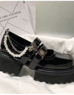         FREE SHIPPING CHAIN FAUX PEARL CUT-OUT LOAFERS 