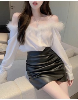              Free Shipping Off-The-Shoulder Shirt / Faux Leather Skirt