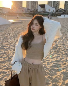              Free Shipping Thick Knitted Short Outwear