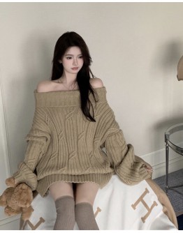             Free Shipping Off-The-Shoulder Loose Knitted Sweater