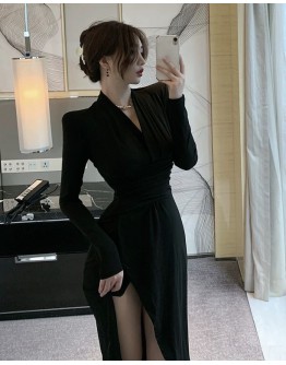          FREE SHIPPING V-NECK LONG-SLEEVED FITTED DRESS